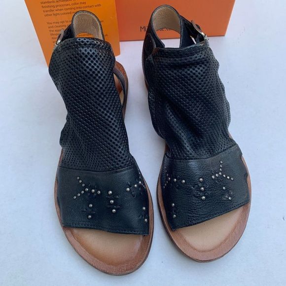 Miz Mooz FIFI Leather Ankle-Strap Sandals  38EU / 7.5-8US in Black $130 - Picture 2 of 11